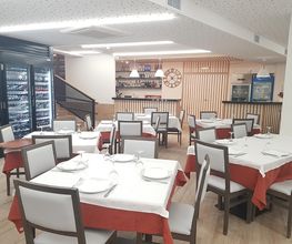 restauranteapeneiravistasalondesdemostrador.jpg