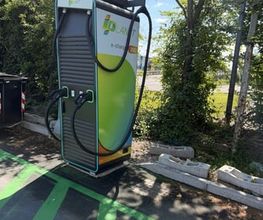 IPLANET Ricarica in sicurezza in modalità ultra fast per tutti i veicoli elettrici.