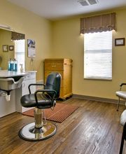 Parkway Cove Senior Living image 11