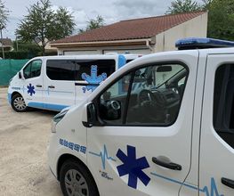 Ambulances CMS 77 image 1