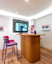 Negozio Flagship Sky | Via Lagrange immagine 3