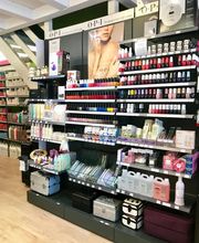 Pro Beauté And Co image 7