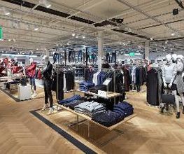 MANOR Hinwil Bild 2