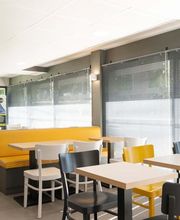 B&B HOTEL Pau Zénith image 9