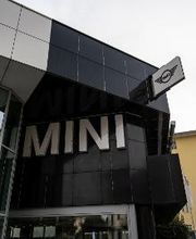 Gino BMW e MINI Biella immagine 6