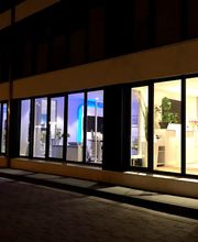 Außenansicht - AXA Versicherung Hoppe & Waskewitz oHG- Kfz Versicherung in Rostock