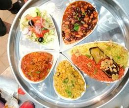 middl.eat مطعم عربي ، شيشه واركيله كافيه afbeelding 4