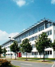 Gebäude, in dem sich die Räumlichkeiten der WBS Training befinden.
