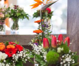 Holzschuh Blumen Bild 4
