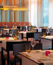 Radisson Blu Media Harbour Hotel, Dusseldorf Bild 7