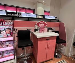 Brow Bar Benefit Cosmetics immagine 7