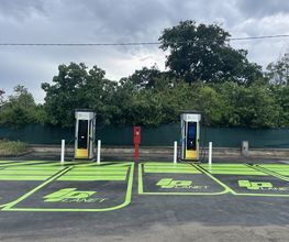 IPlanet Ricarica in sicurezza in modalità ultra fast per tutti i veicoli elettrici.