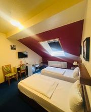 Hotel am Flughafen Bild 11