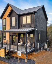 Reedmont Lodging image 3