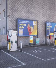 Shell Recharge Charging Station Bild 1