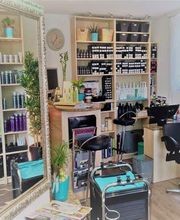 BABA'S HAAR-OASE Bild 2