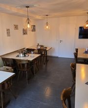 Büezer Bistro & Tankstelle GmbH Bild 9