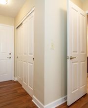 Brooksville Court & Brooksville Green Apartments image 11