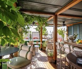 Picos Pardos Sky Lounge imagen 1