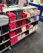 OKAIDI COMO VIA MILANO immagine 13