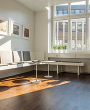 Augenchirurgie am Bahnhof Bild 1