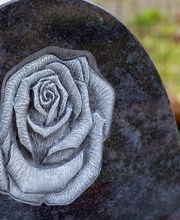 Volker Heckmann - Grabmale Bild 14