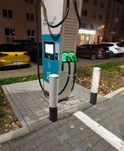 Shell Recharge Charging Station Bild 1