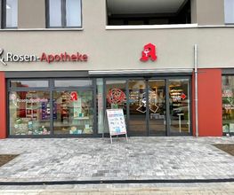 Aussenansicht der Rosen-Apotheke