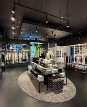 Suitsupply Las Vegas – The Forum Shops at Caesars