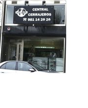 centralcerrajerosfachadanegocio.jpg