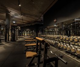 Fitness First München DER Bogen - Freihantelbereich