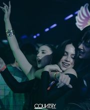 xperience night life immagine 6