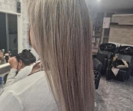 Lahna Coiffure image 8