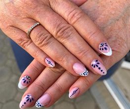 LR Nails image 2