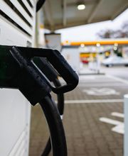 Shell Recharge Charging Station Bild 2