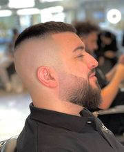 Gold Cut Coiffeur Bild 10