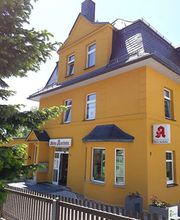 Aussenansicht der Bären-Apotheke