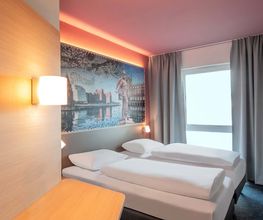 B&B HOTEL Stralsund Bild 2
