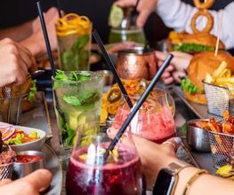 M.O.C. Bar & Restaurant Bild 2