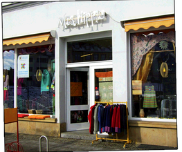 Mrs. Hippie Textilhandelsgesellschaft mbH Bild 3