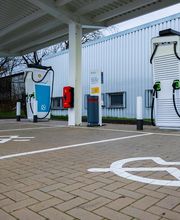 Shell Recharge Charging Station Bild 2
