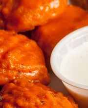 Hotshots Sports Bar and Grill Brunswick, OH image 8