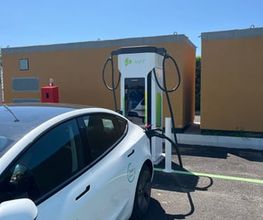IPLANET Ricarica in sicurezza in modalità ultra fast per tutti i veicoli elettrici.