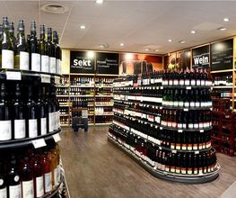 Weinabteilung EDEKA Markt Petermann in Korb