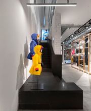 K-Way 27 Bologna immagine 8