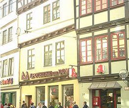 Aussenansicht der Apotheke am Dom