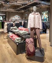 INTERSPORT Voswinkel Erlangen Arcaden Bild 8