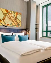 Hotel Motel One Mannheim - Room