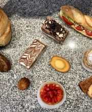 Au Bon Pain image 13