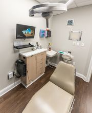Coastal Oral Surgery image 9